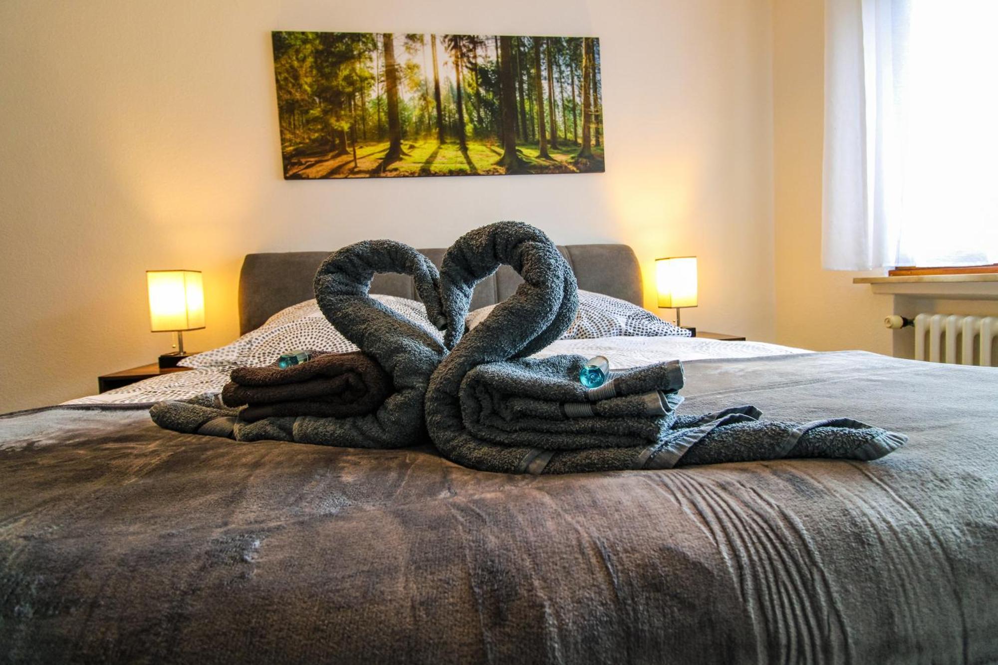 Moderne Fewo Sky Netflix Terrasse Burgblick Boxspringbett Waschtrockner 불라이 외부 사진
